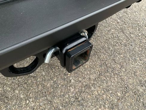 Used 2024 Ford F350 Lariat w/ Black Appearance Package image 5