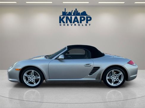 Used 2011 Porsche Boxster image 2