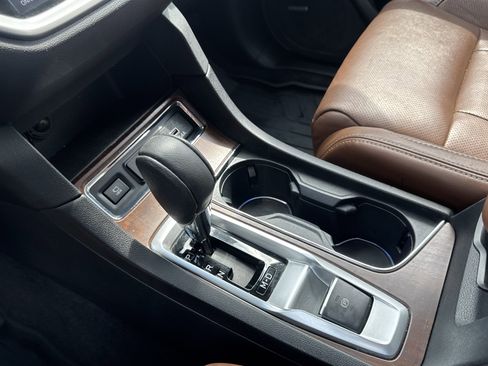 Certified 2024 Subaru Ascent Touring image 22