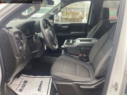 Used 2020 Chevrolet Silverado 1500 Custom Trail Boss w/ Custom Convenience Package AWD/4WD image 16