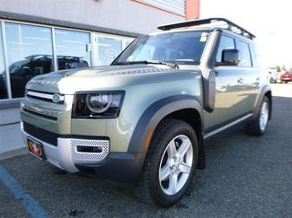 Used 2022 Land Rover Defender 110 SE video 1