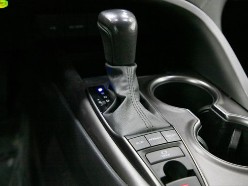 Used 2024 Toyota Camry SE w/ Cold Weather Package AWD/4WD image 16