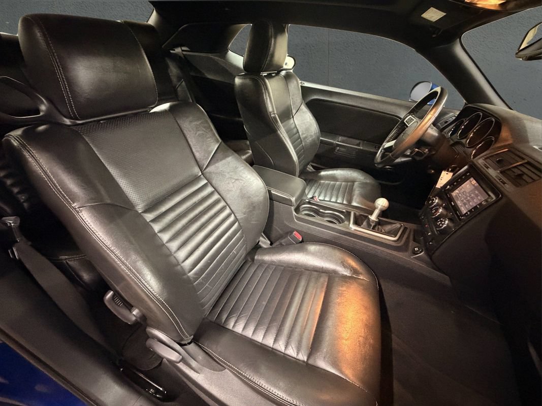 Used 2009 Dodge Challenger R/T RWD image 25