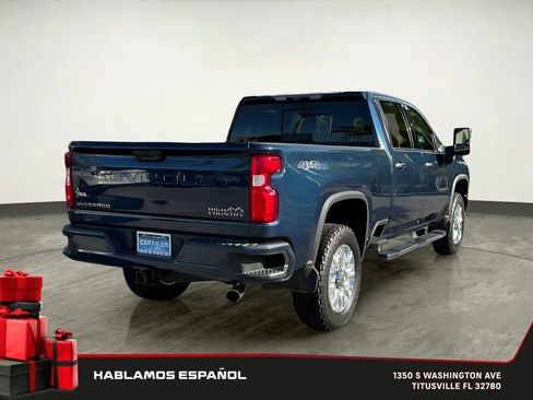 Used 2022 Chevrolet Silverado 2500 High Country w/ Technology Package image 9