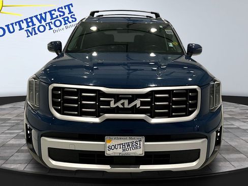 Used 2025 Kia Telluride S AWD/4WD image 2