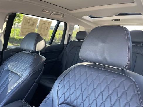 Used 2023 BMW X7 xDrive40i w/ Premium Package AWD/4WD image 21