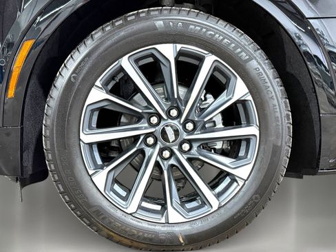 New 2026 Cadillac Lyriq Sport image 41