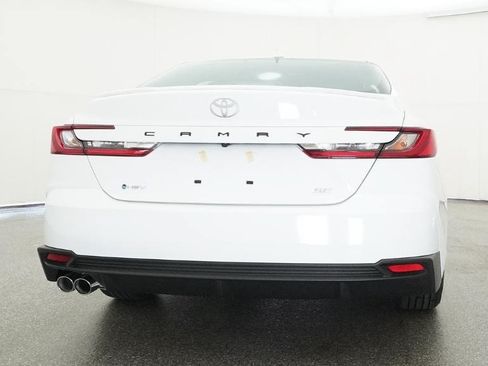 Used 2026 Toyota Camry SE FWD image 37