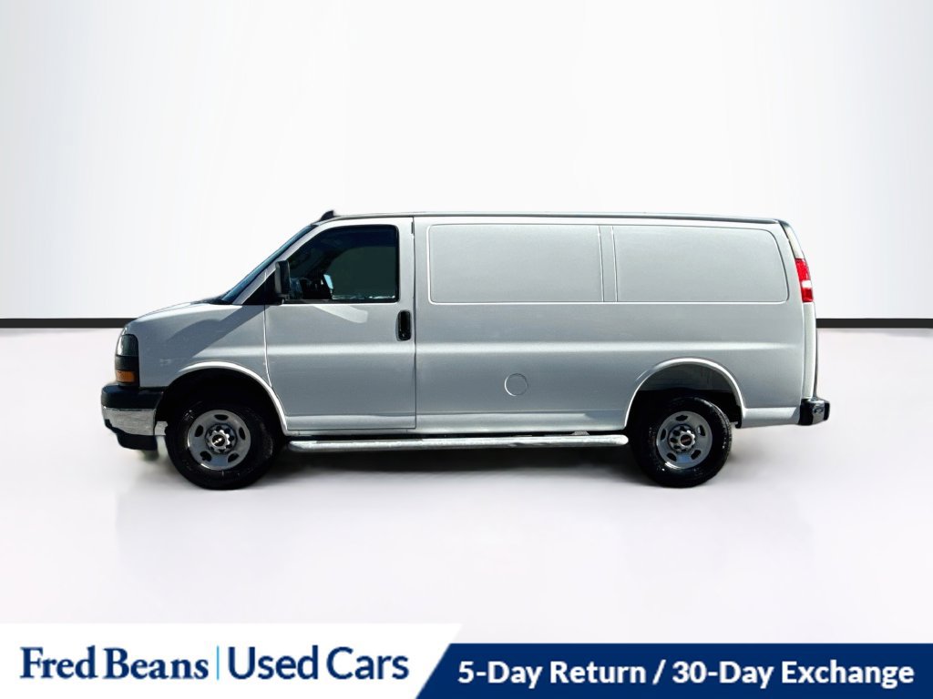 Used 2025 GMC Savana 2500 w/ Driver Convenience Package RWD image 5