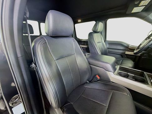 Used 2022 Ford F250 Lariat w/ Lariat Ultimate Package AWD/4WD image 31