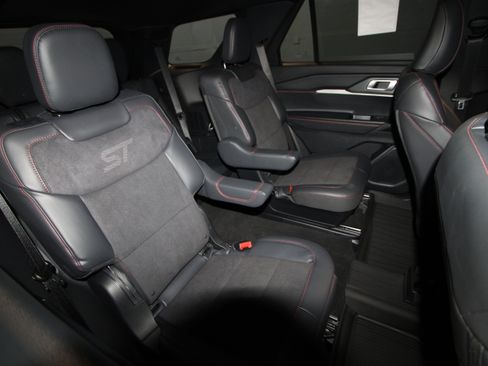 New 2026 Ford Explorer ST AWD/4WD image 23