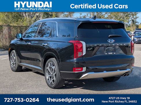 Used 2022 Hyundai Palisade Calligraphy image 3