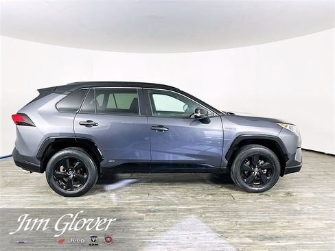 Used 2019 Toyota RAV4 XSE image 9