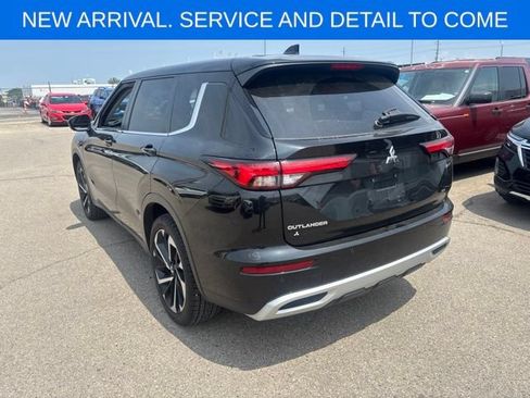 Used 2024 Mitsubishi Outlander SE Black Edition AWD/4WD image 7