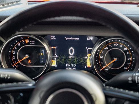 Used 2021 Jeep Gladiator Willys image 19