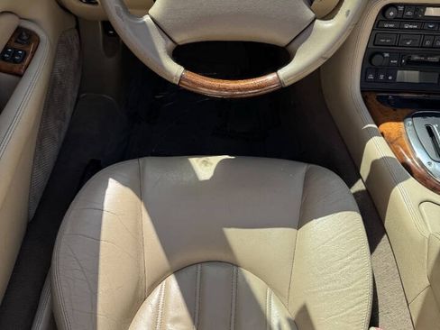 Used 2006 Jaguar XK8 Convertible RWD image 11