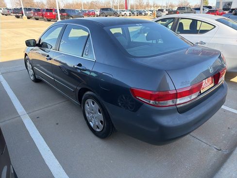 Used 2004 Honda Accord LX image 6