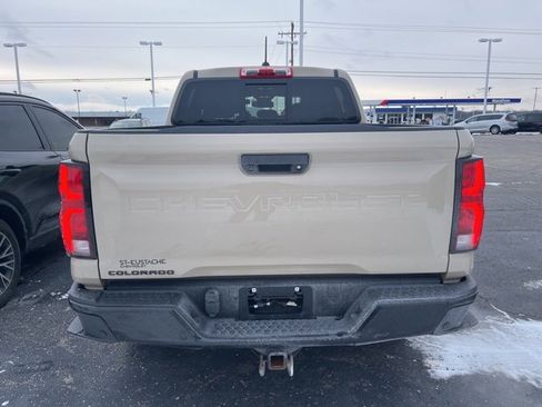 Used 2023 Chevrolet Colorado Z71 w/ Z71 Convenience Package 2 image 3