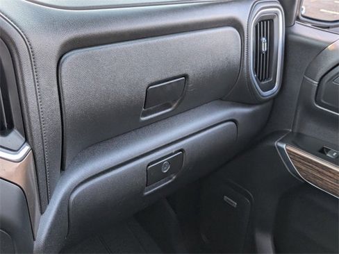 Used 2019 Chevrolet Silverado 1500 High Country w/ Technology Package image 27