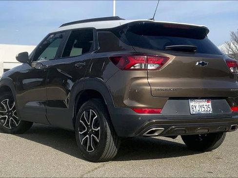 Used 2021 Chevrolet TrailBlazer ACTIV w/ Technology Package image 12