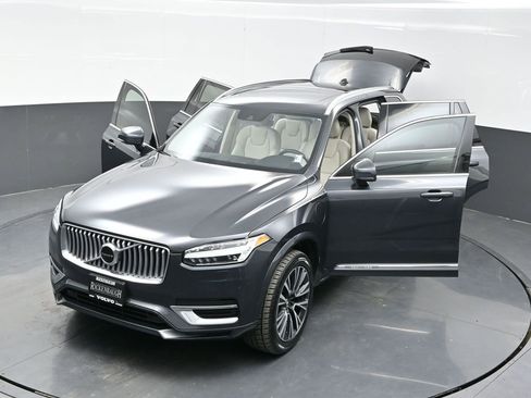 Used 2021 Volvo XC90 T8 Inscription Expression w/ Protection Package Premier image 32