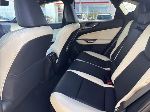 Used 2024 Lexus NX 350 AWD image 9