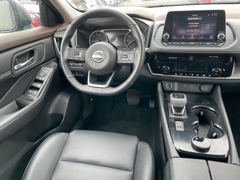 Certified 2023 Nissan Rogue SV w/ SV Premium B Package AWD/4WD image 13
