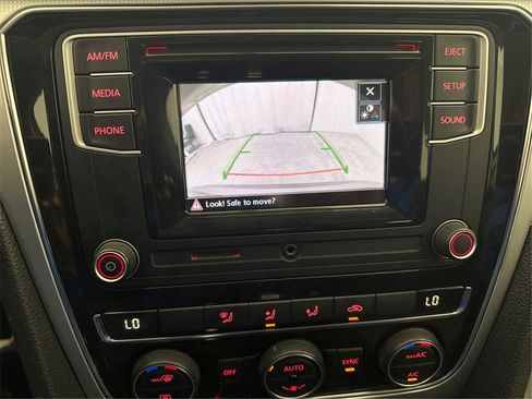 Used 2016 Volkswagen Passat 1.8T S image 30