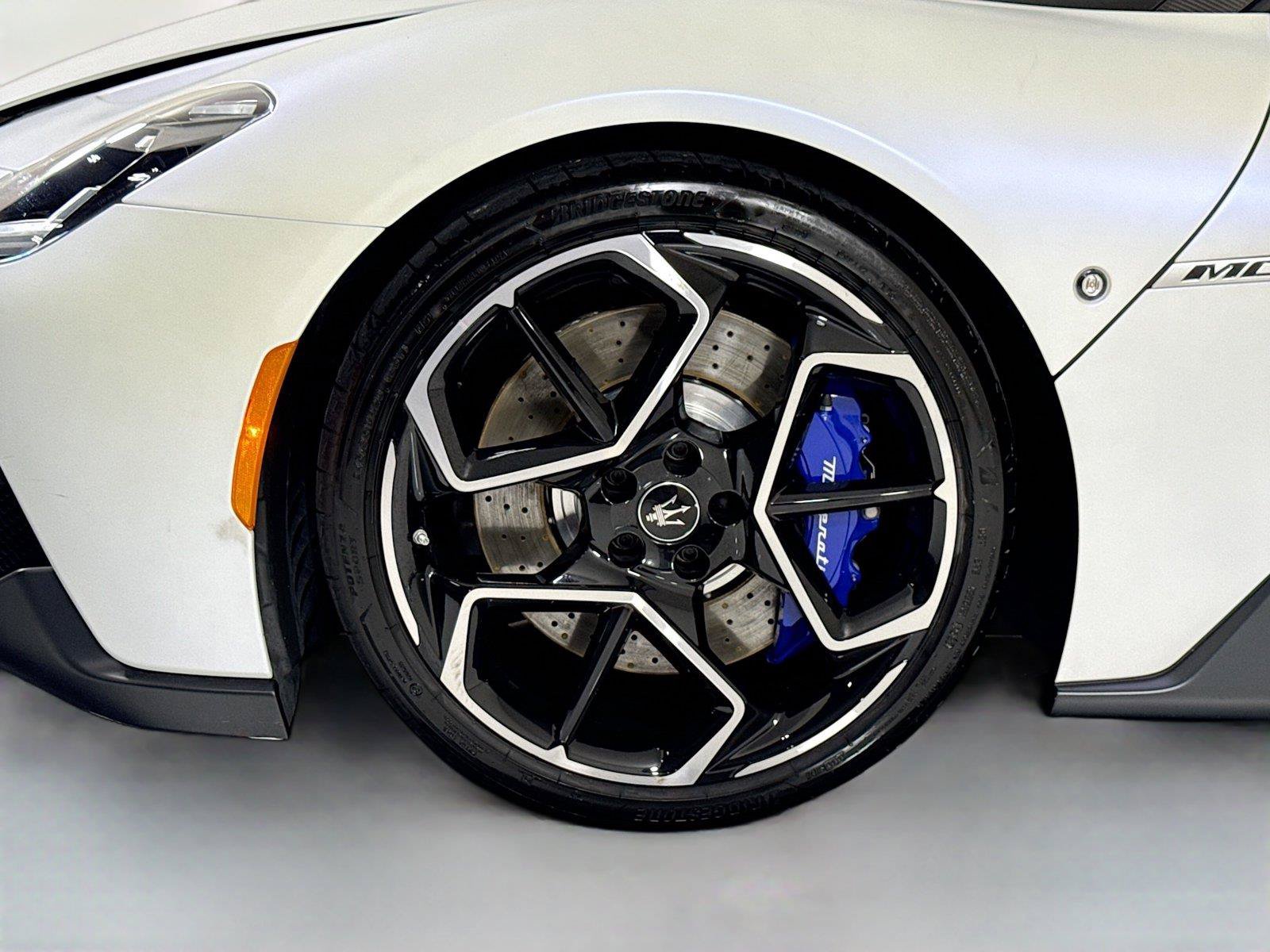 Used 2023 Maserati MC20 Coupe RWD image 38