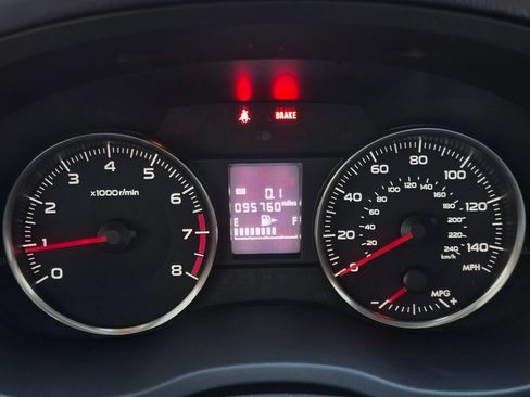 Used 2017 Subaru Crosstrek 2.0i AWD/4WD image 23