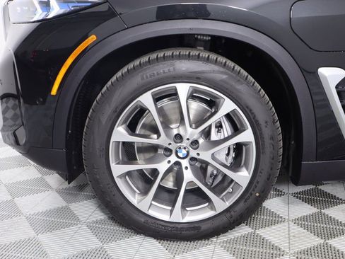 New 2025 BMW X5 xDrive50e w/ Premium Package AWD/4WD image 19