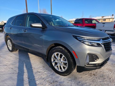 Used 2023 Chevrolet Equinox LT w/ LPO, Floor Liner Package image 3