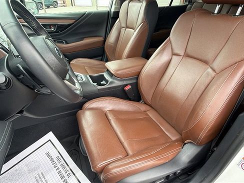 Used 2020 Subaru Outback Touring w/ Popular Package #2 image 19