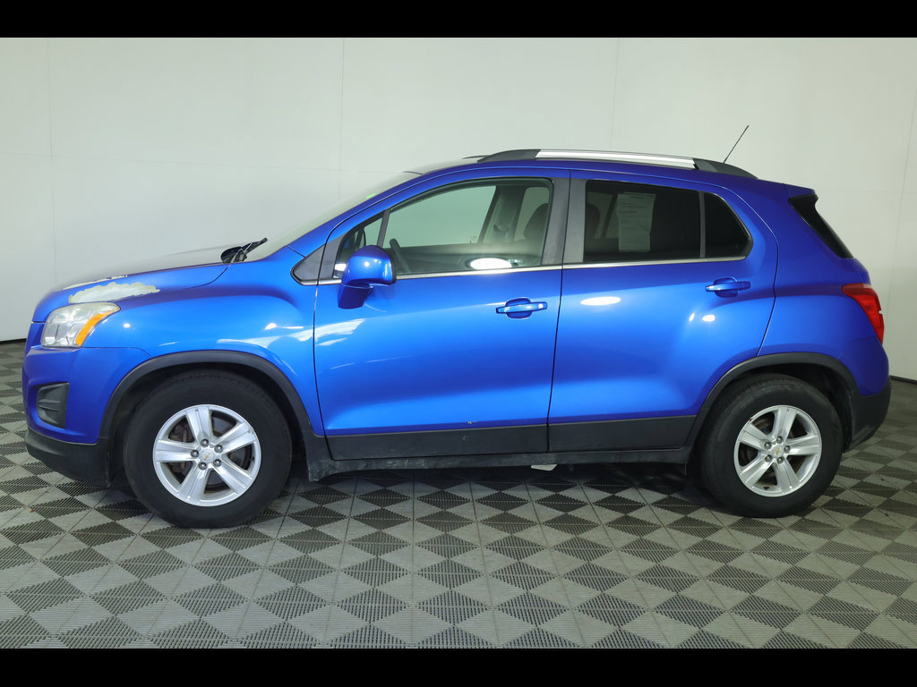 Used 2016 Chevrolet Trax LT w/ LT Convenience Package FWD image 11