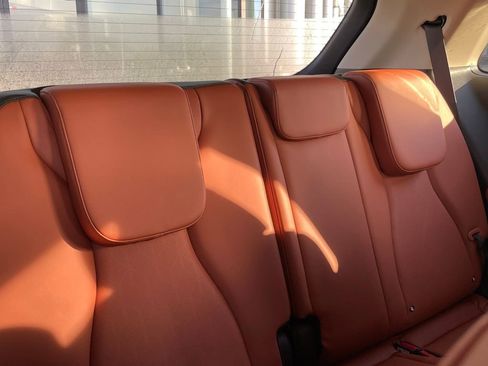 New 2026 Kia Carnival EX FWD image 28