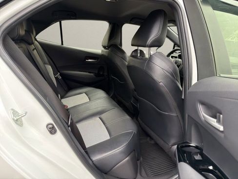 Used 2022 Toyota Corolla XSE image 12