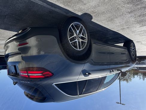 Certified 2018 Mercedes-Benz GLC 300 4MATIC image 10