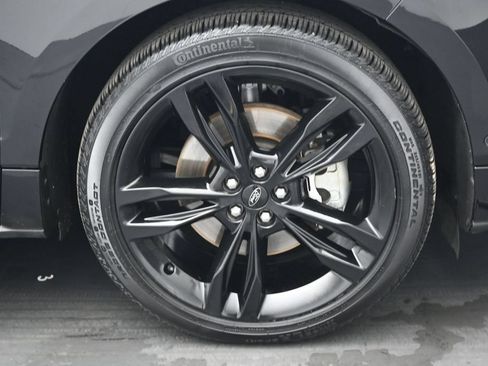Used 2019 Ford Edge ST w/ Equipment Group 401A AWD/4WD image 26