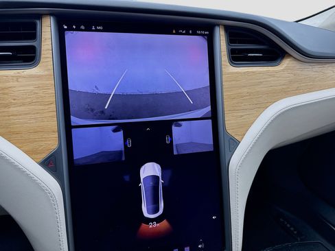 Used 2019 Tesla Model S AWD image 10