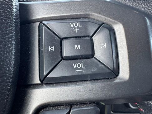 Used 2018 Ford F150 XLT w/ Equipment Group 302A Luxury AWD/4WD image 17
