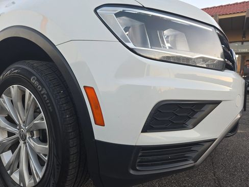 Used 2018 Volkswagen Tiguan S image 38