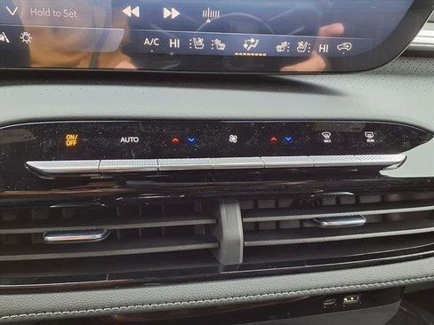 New 2026 Buick Enclave Avenir w/ Super Cruise Package image 8