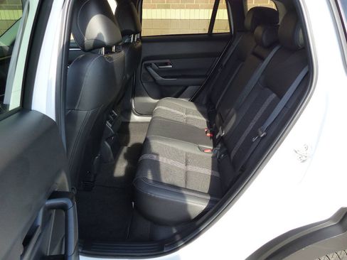 Used 2025 MAZDA CX-50 AWD 2.5 S w/ Weather Package image 37