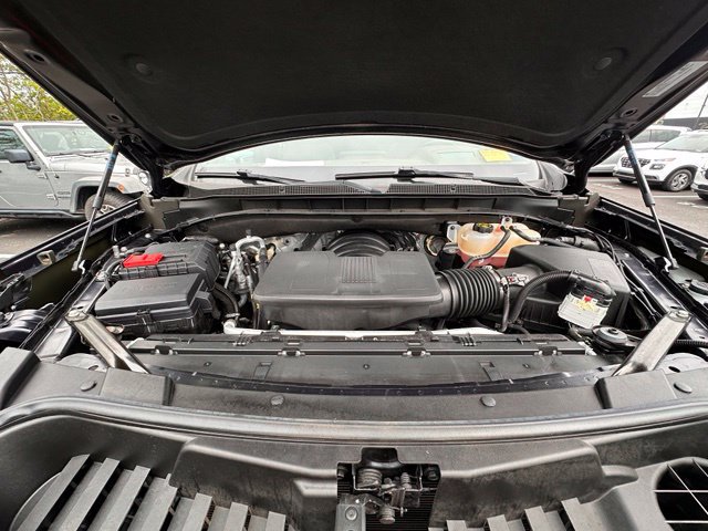 Used 2023 Chevrolet Suburban High Country AWD/4WD image 17