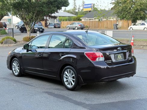 Used 2012 Subaru Impreza 2.0i Premium w/ All-Weather Pkg AWD/4WD image 5