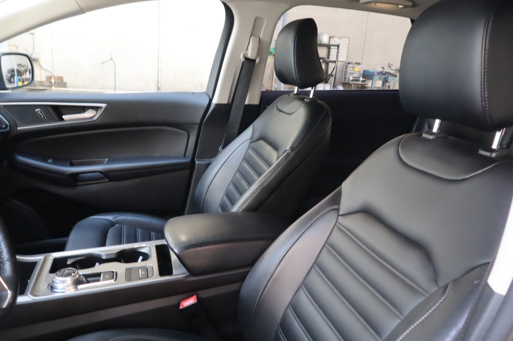 Used 2024 Ford Edge SEL w/ Convenience Package AWD/4WD image 16