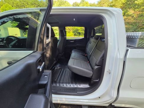 Used 2023 Chevrolet Silverado 1500 W/T w/ WT Value Package AWD/4WD image 29