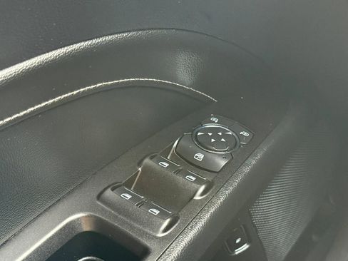 Used 2020 Ford Fusion Energi Titanium FWD image 40