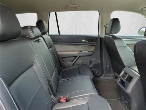 Used 2023 Volkswagen Atlas SE w/ Black Wheel Package image 20
