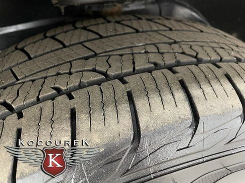 Used 2017 Chevrolet Traverse LT image 8